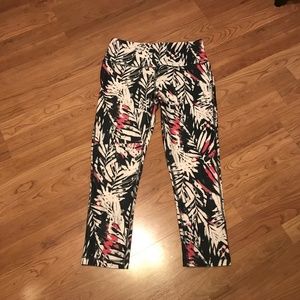 VOGO Athletica Leggings - Size Medium